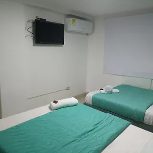 apartamento-cerca-centro-histrico-y-frente-a-la-playa.cartagena-hotels.org/